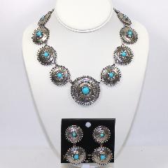 Turquoise Cabochons Plastic Necklace