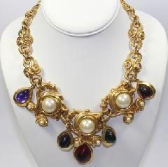 Multiple Colors Cabochons Necklace