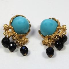 Turquoise Cabochons Plastic Earrings Clip