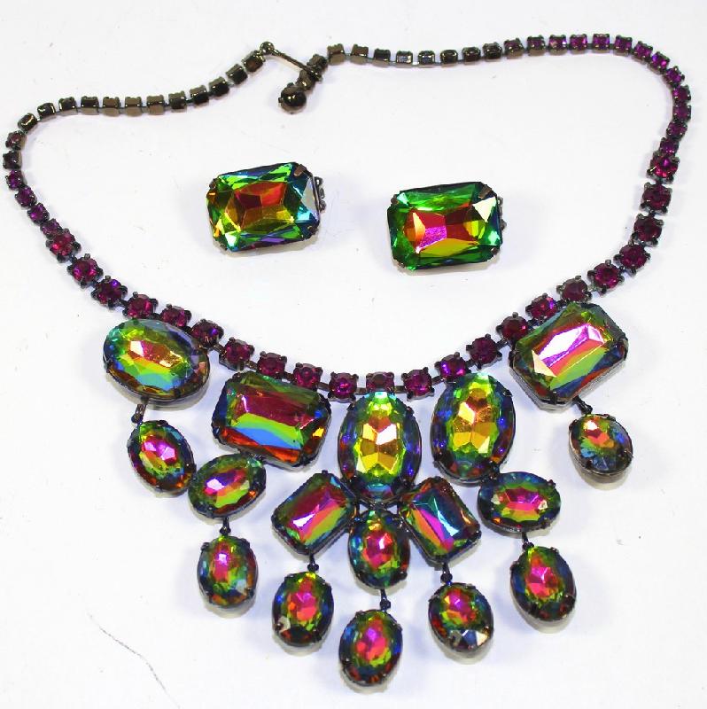 Front view of Purple (cardinal) Emerald Cut Multi-Color/Shaded Necklace