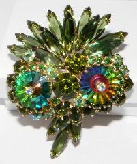 Green Navettes Rivoli/Margarita Brooch