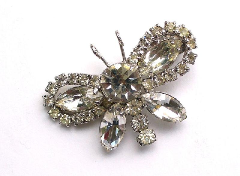 Front view of Clear Navettes Other