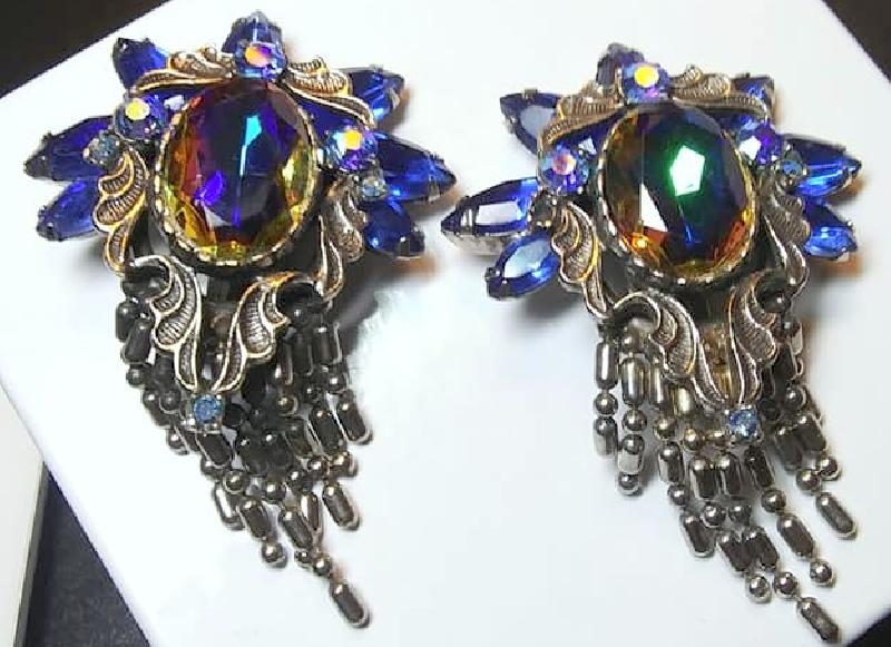 Front view of Blue Oval Multi-Color/Shaded Earrings Clip