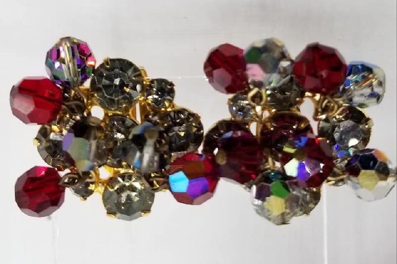 Front view of Gray (black Diamond) Chatons Only Earrings Clip