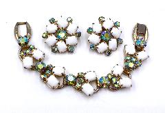 White (chalk Or Milk) Cabochons Earrings Clip