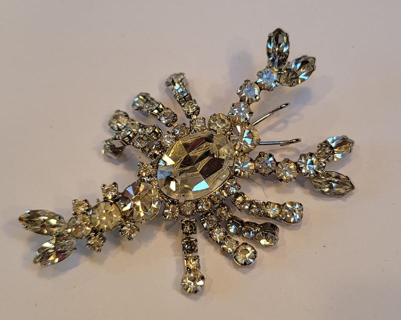 Front view of Clear Oval Brooch