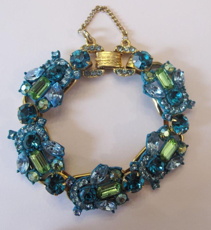 Front view of Blue Baguettes Bracelet 5 Link