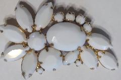 White (chalk Or Milk) Oval Brooch