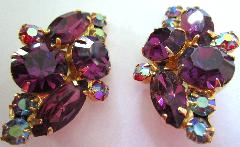 Purple (cardinal) Navettes Earrings Clip