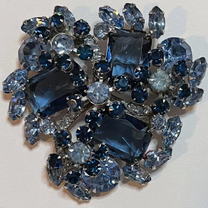Front view of Blue Emerald Cut Brooch