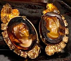 Topaz Cabochons Molded/Cut Earrings Clip