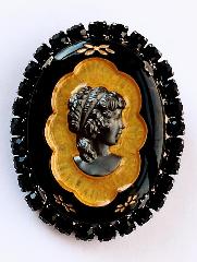 Black (jet) Cabochons Molded/Cut Pin Pendant