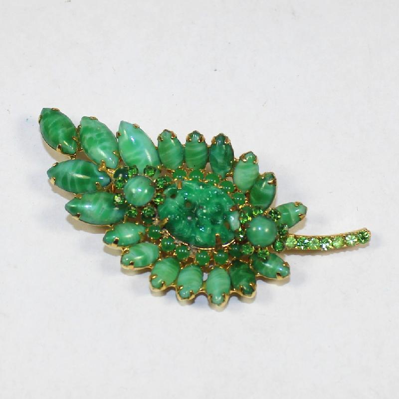 Front view of Green Oval Molded/Cut Brooch