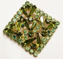 Green Spear Brooch