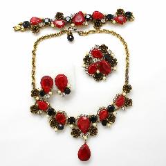 Red Pear Pearl Earrings Clip