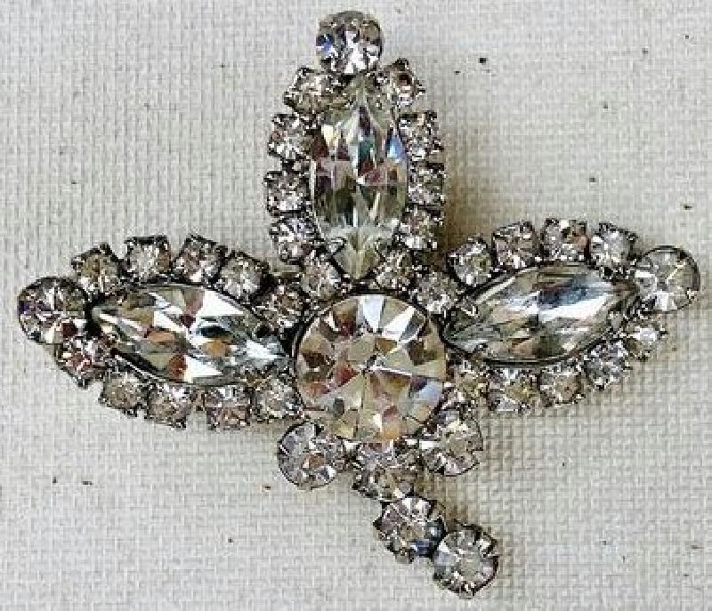Front view of Clear Navettes Other