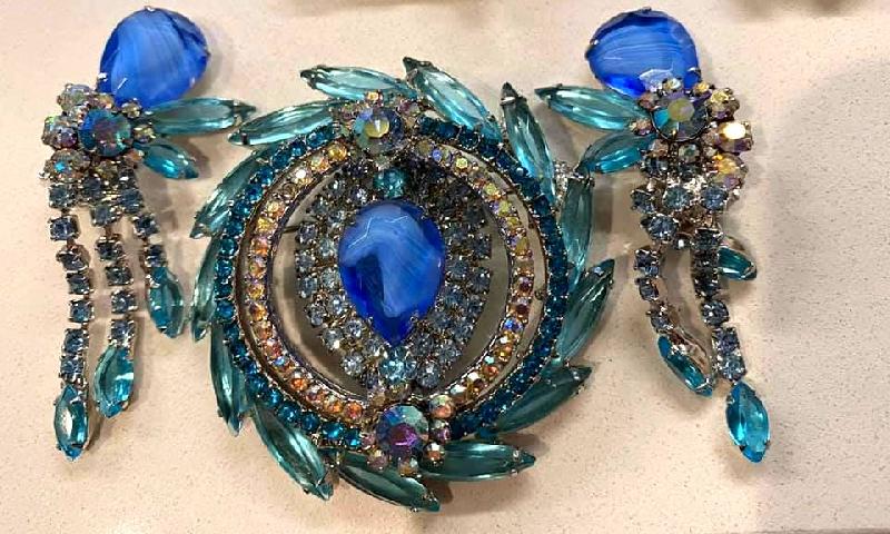 Front view of Blue Pear Striped Earrings Clip