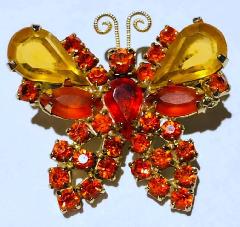 Fall Pear Brooch