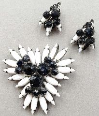 White (chalk Or Milk) Navettes Earrings Clip