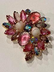 Pink Pillowcase Brooch