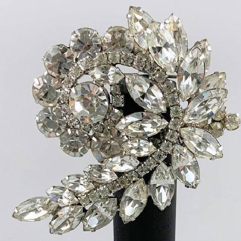 Front view of Gray (black Diamond) Navettes Brooch