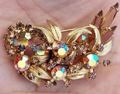 Purple (cardinal) Navettes Brooch