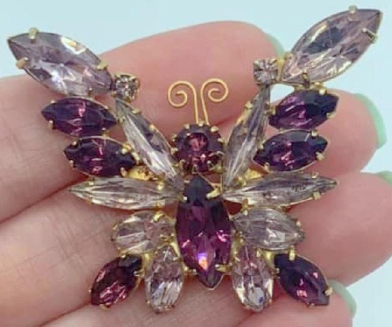 Front view of Purple (cardinal) Navettes Brooch