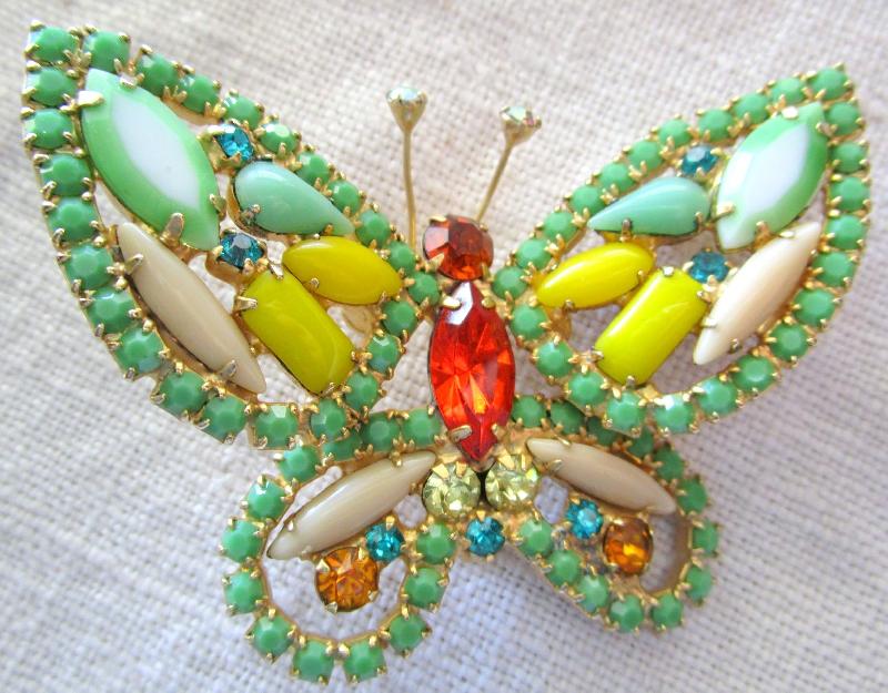 Front view of Multiple Colors Baguettes Brooch