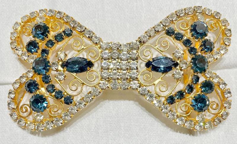 Front view of Blue Navettes Belt Buckle