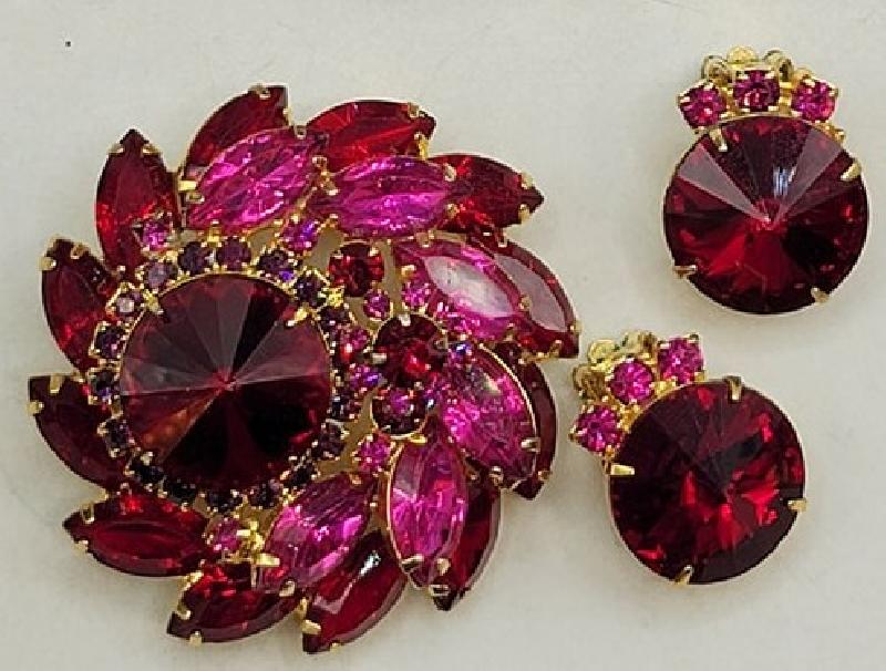 Front view of Pink Rivoli/Margarita Earrings Clip