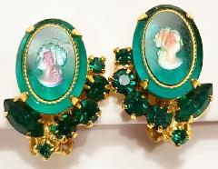 Green Cabochons Molded/Cut Earrings Clip