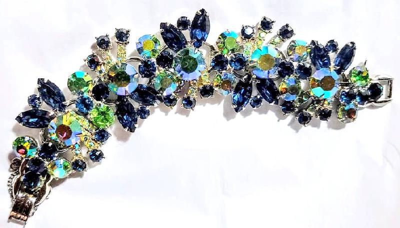 Front view of Blue Navettes Bracelet 5 Link