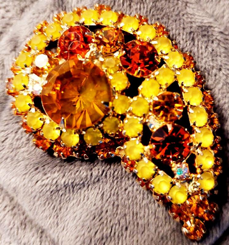 Front view of Fall Chatons Only Brooch