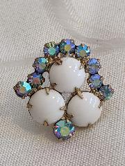 White (chalk Or Milk) Cabochons Earrings Clip