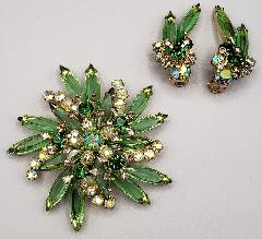 Green Navettes Earrings Clip