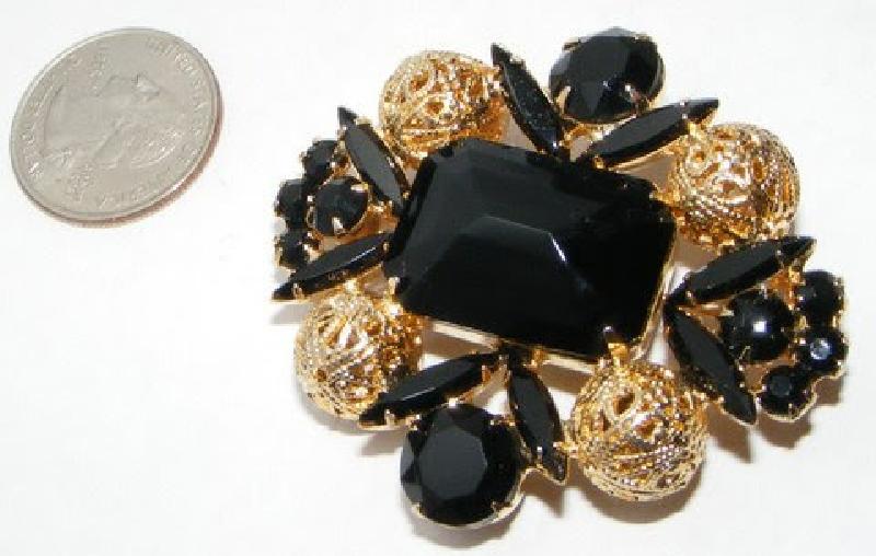 Front view of Black (jet) Emerald Cut Brooch