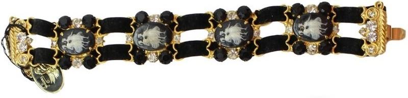 Front view of Black (jet) Cabochons Molded/Cut Bracelet Flat Push In