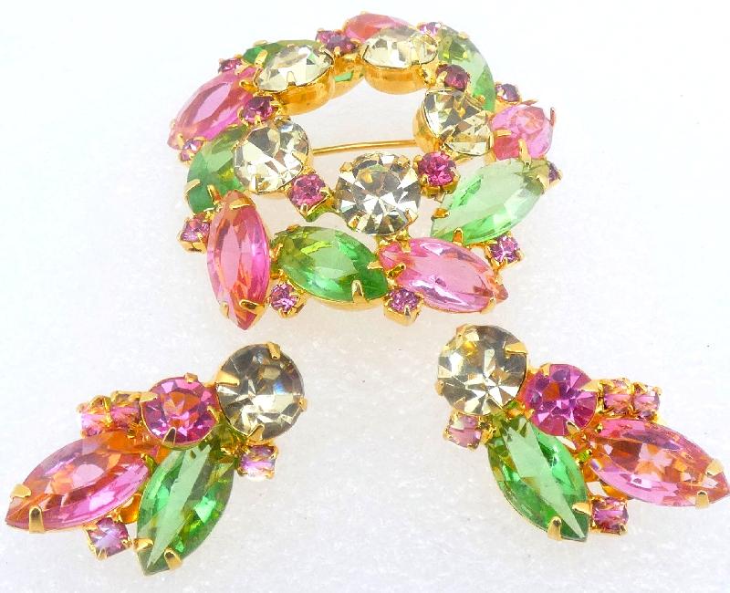 Front view of Pastel Navettes Earrings Clip