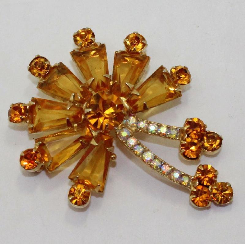 Front view of Topaz Keystones Brooch