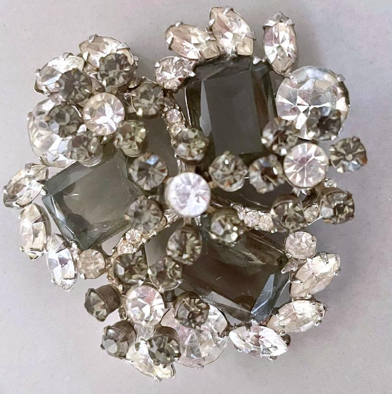 Front view of Gray (black Diamond) Emerald Cut Brooch