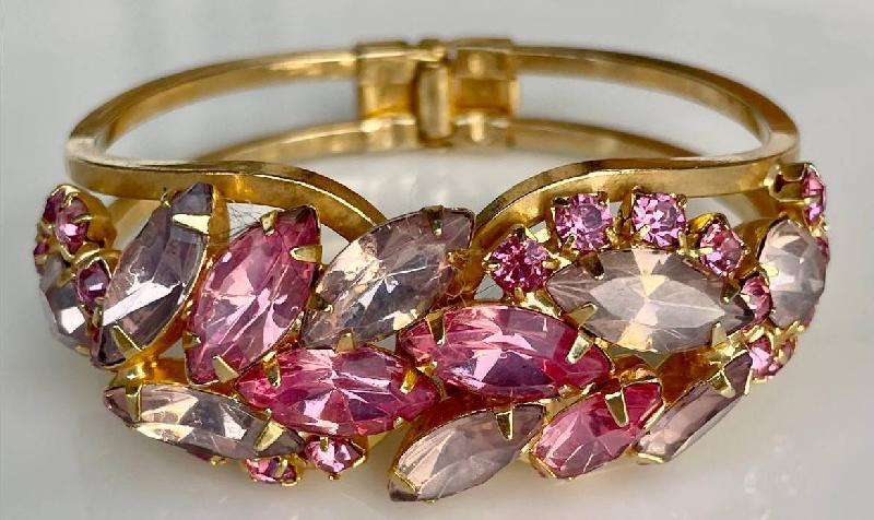 Front view of Pastel Navettes Bracelet Clamper