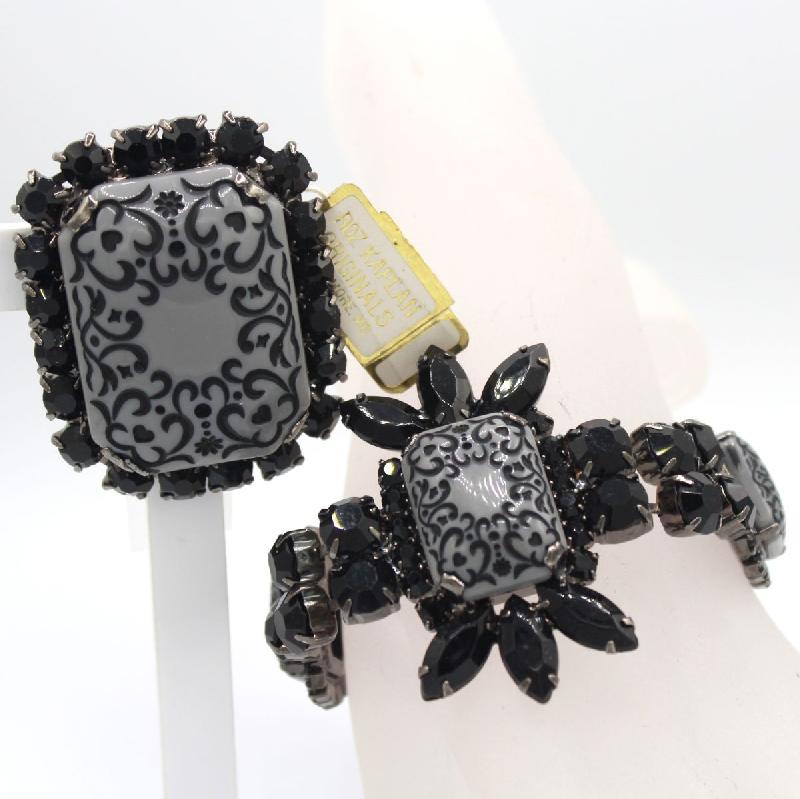 Front view of Black (jet) Cabochons Painted (hand/Transfer) Brooch