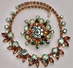 Topaz Navettes Necklace