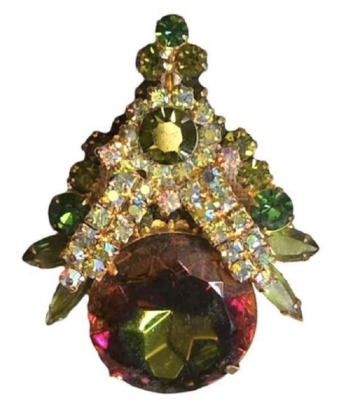 Front view of Green Dentelle Multi-Color/Shaded Pin Pendant