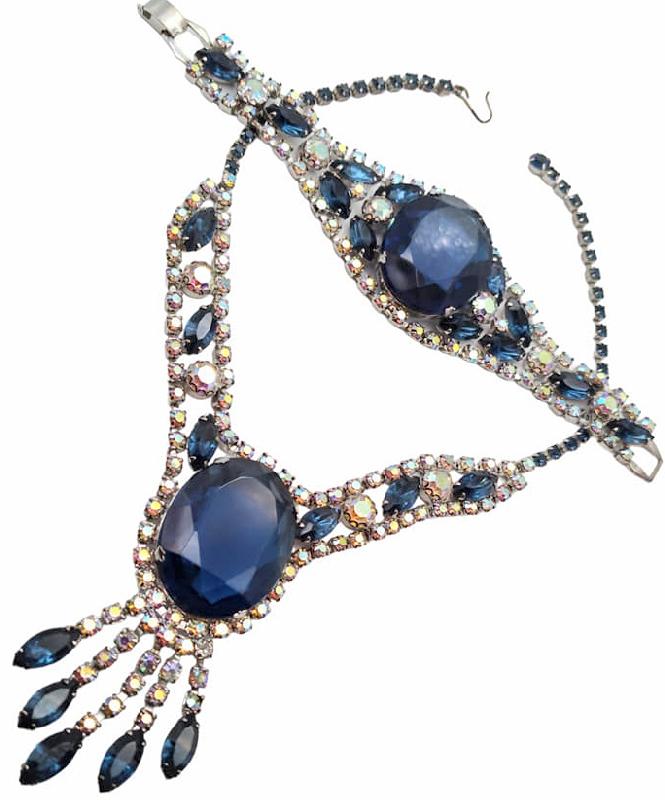 Front view of Blue Oval Necklace