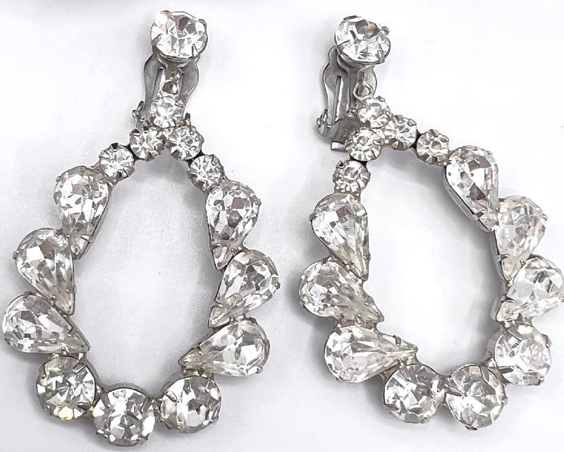 Front view of Clear Pear Earrings Clip