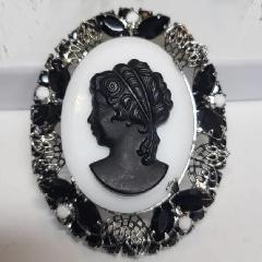 Black (jet) Oval Molded/Cut Pin Pendant