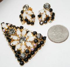 Black (jet) Navettes Pin Pendant