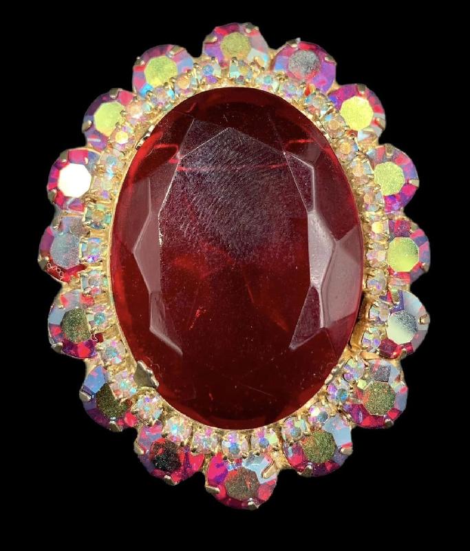 Front view of Red Oval Pin Pendant