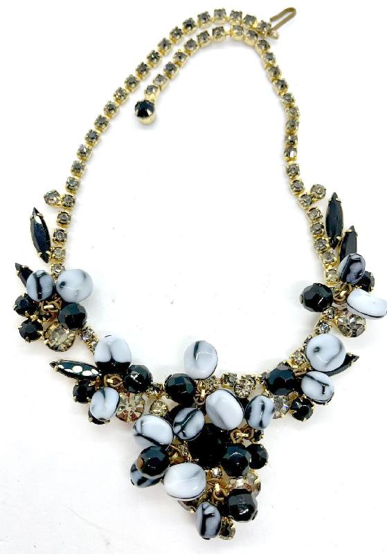 Front view of Black (jet) Navettes Striped Necklace